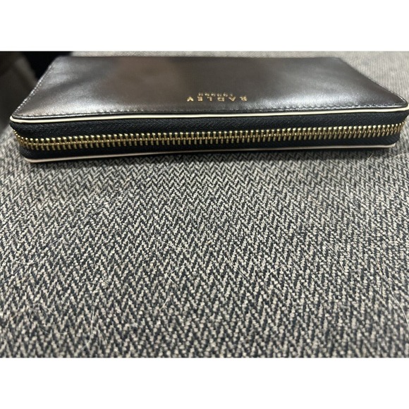 Radley London Women’s Long Black Leather Wallet - Picture 9 of 16